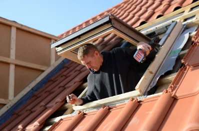 Pose de fenêtres de toit Velux à Lavernoy